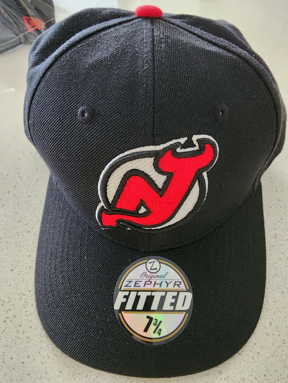 Zephyr Black New Jersey Devils Fitted Cap, Red and White Team Logo,  Size 7 3/4